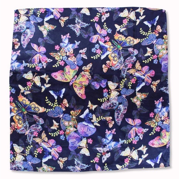 BUTTERFLY EFFECT SILK SCARF - Picture 2 of 2